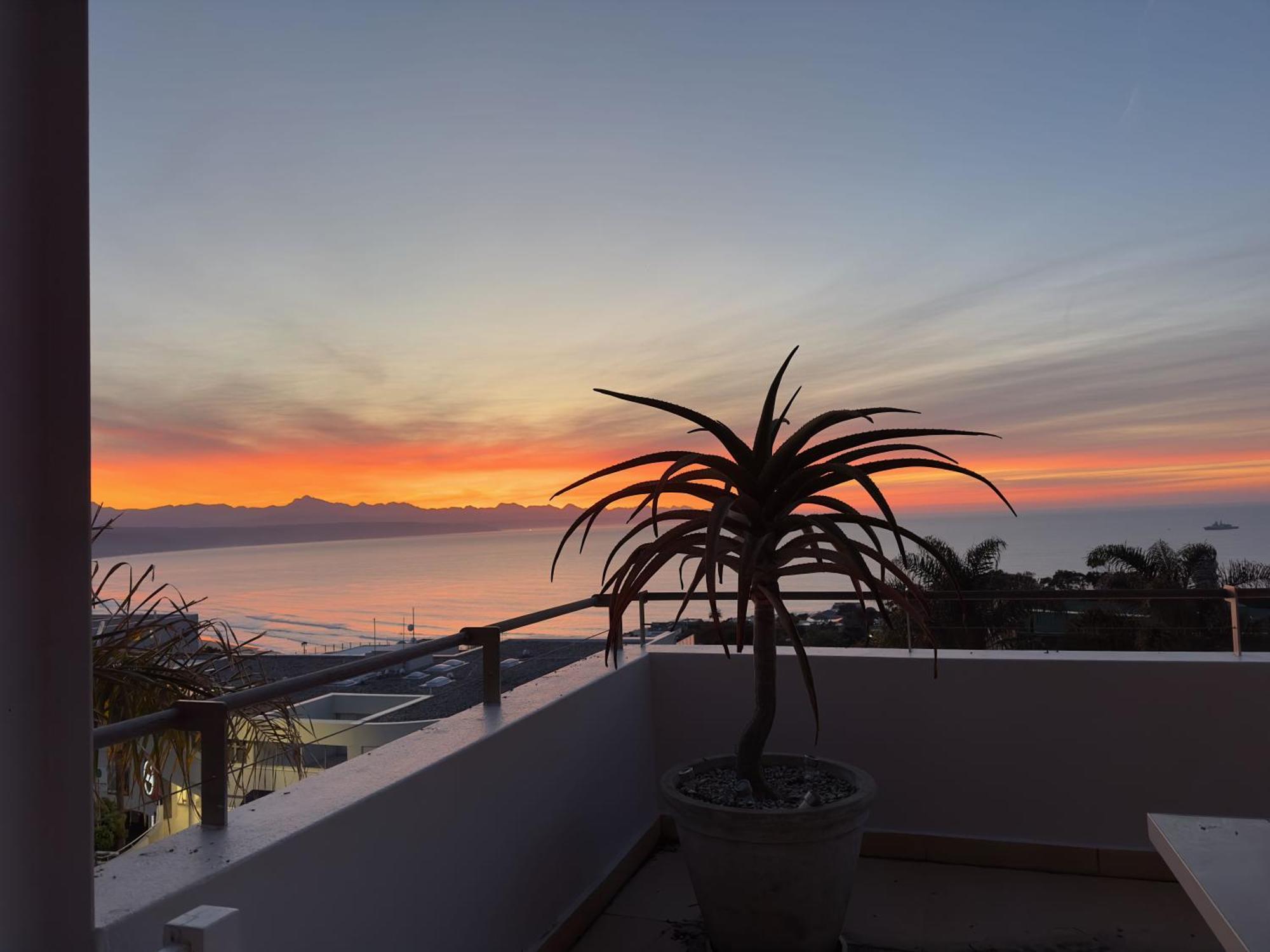 Penthouse 230M2 On The Sea Appartement Plettenbergbaai Buitenkant foto